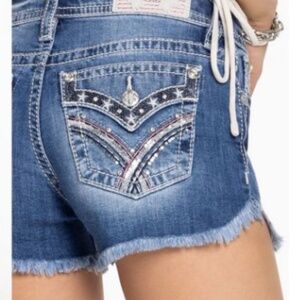 NWT Miss Me denim shorts wit embellished pockets